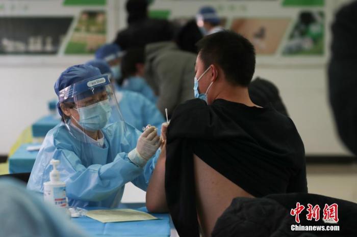 22 میلیون و 767 هزار دوز واکسن کرونا در چین تزریق شد_fororder_234342432234