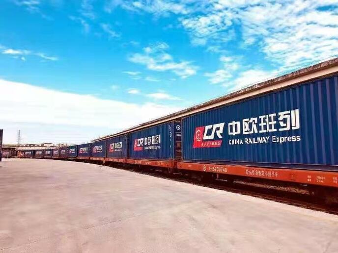 चीन-यूरोप मालगाड़ी कर रही है अंतरराष्ट्रीय आपूर्ति श्रृंखला की स्थिरता सुनिश्चित_fororder_中欧班列2