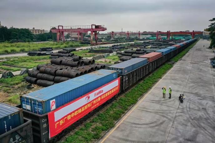 चीन-यूरोप मालगाड़ी कर रही है अंतरराष्ट्रीय आपूर्ति श्रृंखला की स्थिरता सुनिश्चित_fororder_中欧班列1
