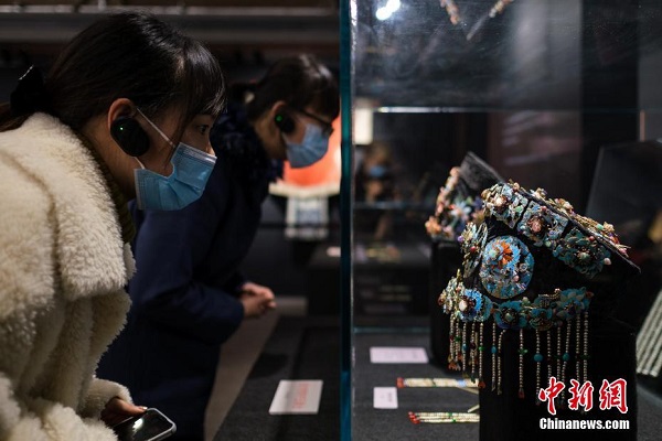 Pameran Budaya Pakaian dan Perhiasan Dinasti Qing_fororder_311