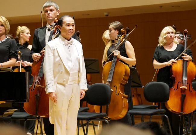 Conductor Qiu Tianhu from China [Photo: from China Plus]