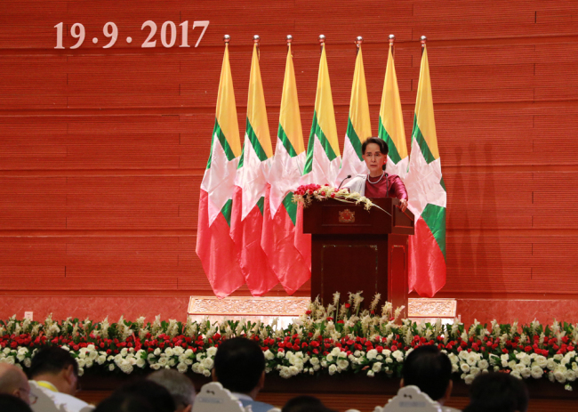 The State Counsellor of Myanmar Aung San Suu Kyi delivers a speech on the situation in Rakhine State to diplomats from over 90 countries in Naypyidaw on Sep.19, 2017 [photo: China Plus/Tu Yun]