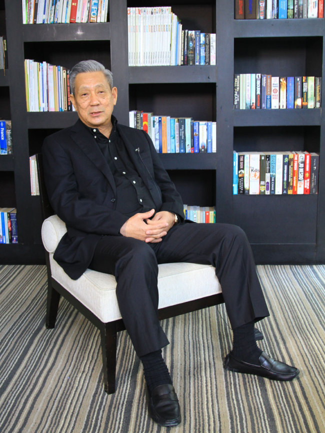 Former Thai Deputy Prime Minister Phinij Jarusombat says the socialist path with Chinese characteristics has brought substantial benefits to the Chinese people during an interview with China Radio International on October 20, 2017. [Photo: China Plus]