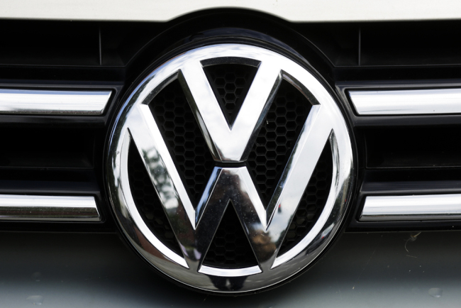 Brand logo of German car maker Volkswagen is photographed on a car in Berlin, Aug. 1, 2017. [Photo: AP]