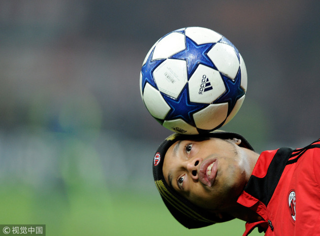 Ronaldinho of AC Milan before the UEFA Champions League Group G match between AC Milan and AFC Ajax at Stadio Giuseppe Meazza on December 8, 2010 in Milan, Italy. [File photo: Getty Images/Claudio Villa]