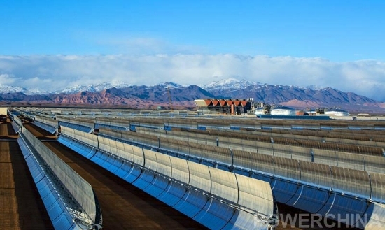 A photo of the Noor II 200 MW parabolic trough concentrated solar power (CSP) project, which has a storage capacity of 7.3 hours. [File Photo: powerchina.cn]