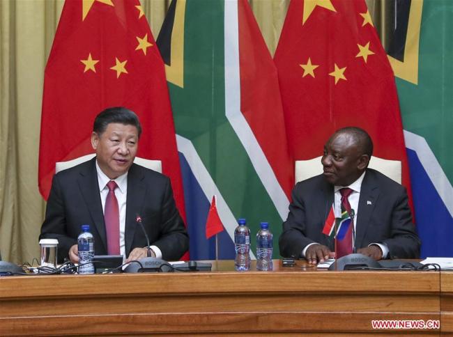 Chinese President Xi Jinping (L) and his South African counterpart Cyril Ramaphosa hold talks in Pretoria, South Africa, July 24, 2018. [Photo: Xinhua/Xie Huanchi]