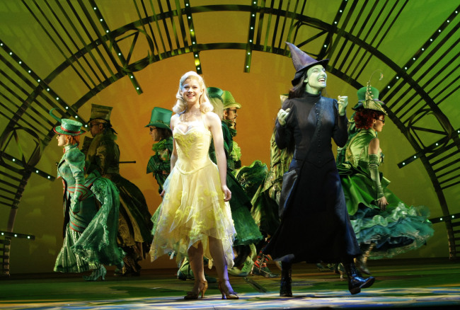  Actresses Lucy Scherer as Glinda, left, and Willemijn Verbaik as Elphaba, right, perform during a photo call of the musical "Wicked-the untold story of the Wicked witches of Oz" in Stuttgart, southwestern Germany, Monday, Nov. 12, 2007. The musical celebrates its German premiere on Thursday, Nov. 15, 2007. [Photo: AP]