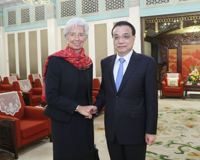 Chinese Premier Li Keqiang meets with the International Monetary Fund (IMF) chief Christine Lagarde on Tuesday in Beijing on November 6, 2018. [Photo: gov.cn]