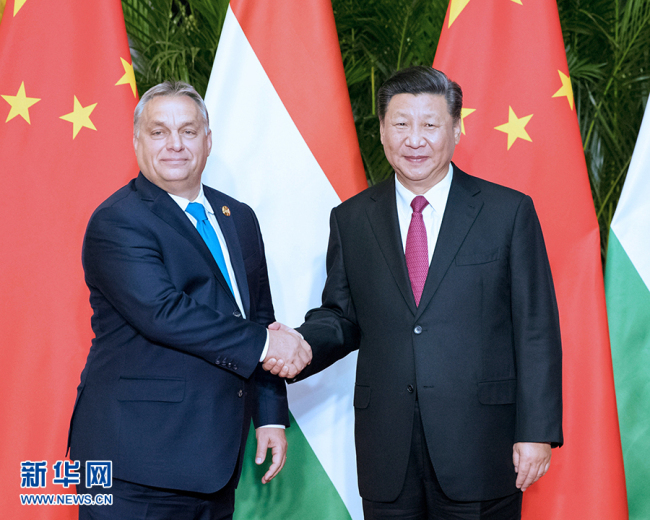 Chinese President Xi Jinping meets with Hungarian Prime Minister Viktor Orban ahead of the first China International Import Expo in Shanghai, November 5 2018. [Photo:Xinhua]