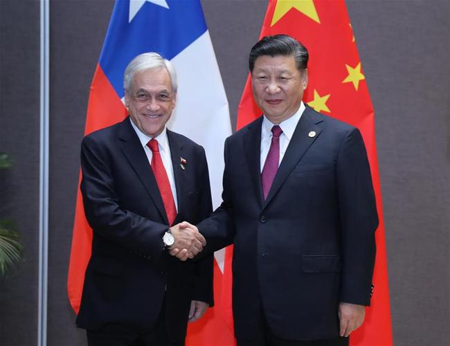 Chinese President Xi Jinping meets with his Chilean counterpart Sebastian Pinera in Port Moresby, Papua New Guinea, Saturday, Nov. 17, 2018. [Photo: Xinhua]