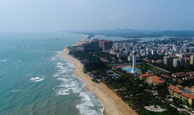 Aerial photo taken on March 15, 2018 shows coastal scenery of Boao Town in south China's Hainan Province. [Photo:Xinhua]