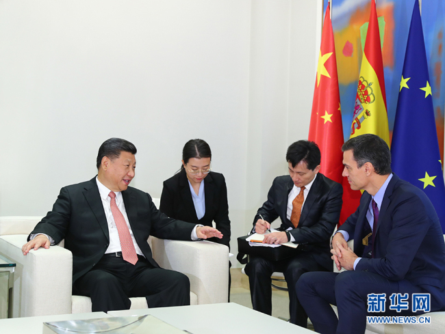Chinese President Xi Jinping meets with Spanish Prime Minister Pedro Sanchez on Wednesday Nov. 28, 2018, in Madrid, Spain. [Photo: Xinhua]