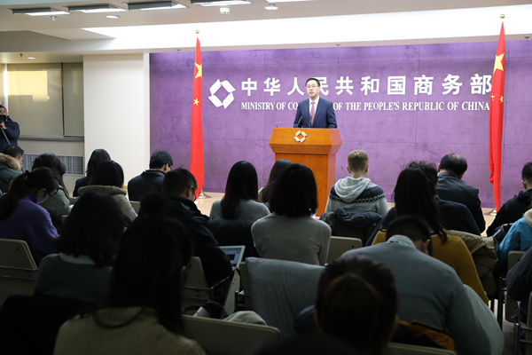 The Ministry of Commerce spokesperson Gao Feng speaks at a press conference, December 13, 2018. [Photo: The Ministry of Commerce of China]