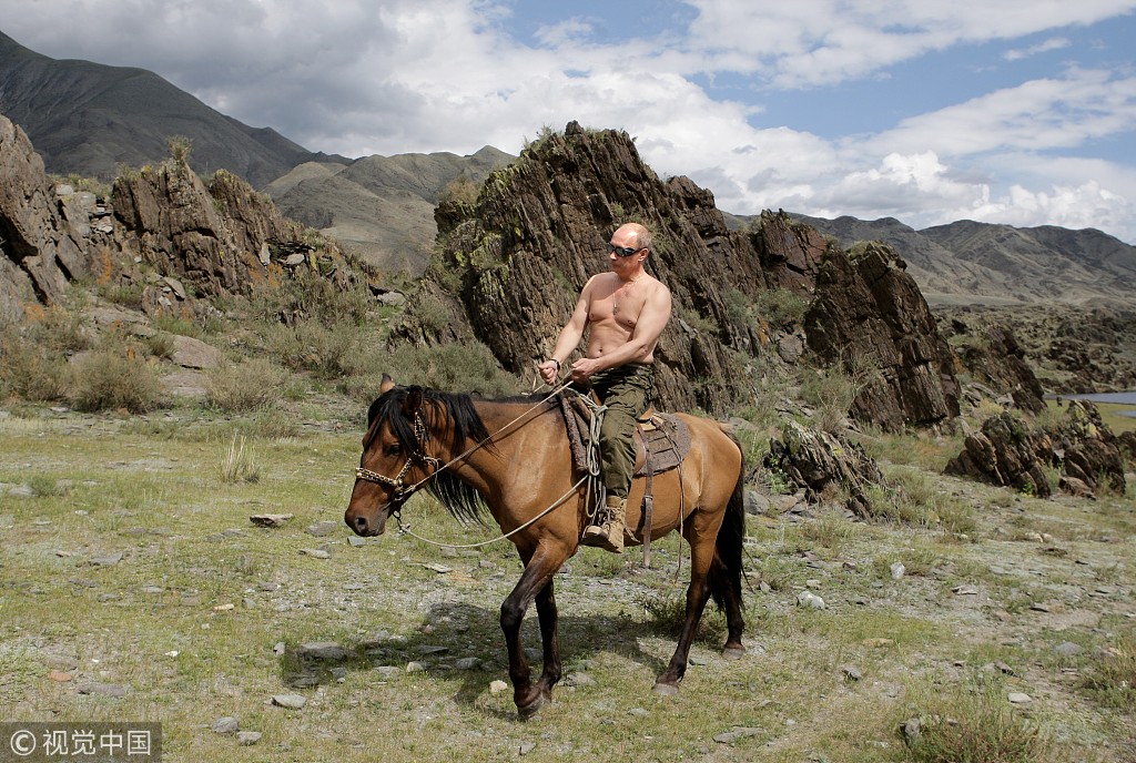 Putin on sale christmas jumper