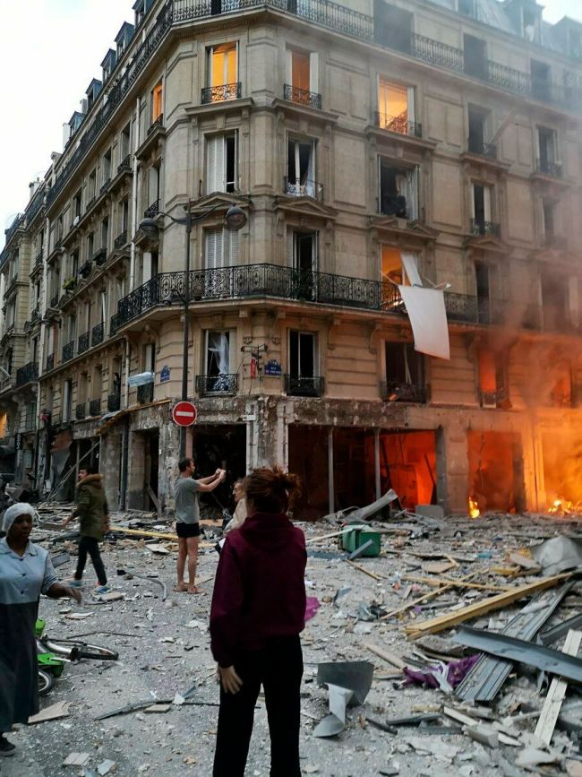The scene of a gas leak explosion in Paris, France, Saturday, Jan. 12, 2019. [Photo: Matthieu Croissandeau via AP]