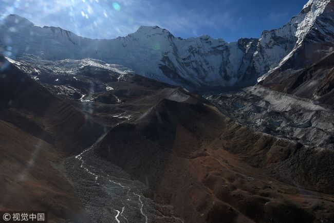 This aerial file photo taken on November 22, 2018 shows a glacier in the Everest region of Nepal, in the Solukhumbu district some 140km northeast of Kathmandu. [Photo: VCG]