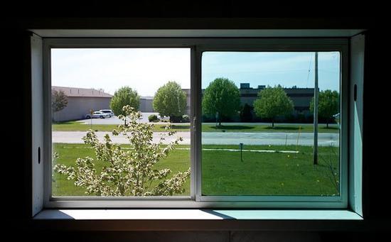 An intelligent window that can clean air pollution [Photo: sh.zol.com.cn]