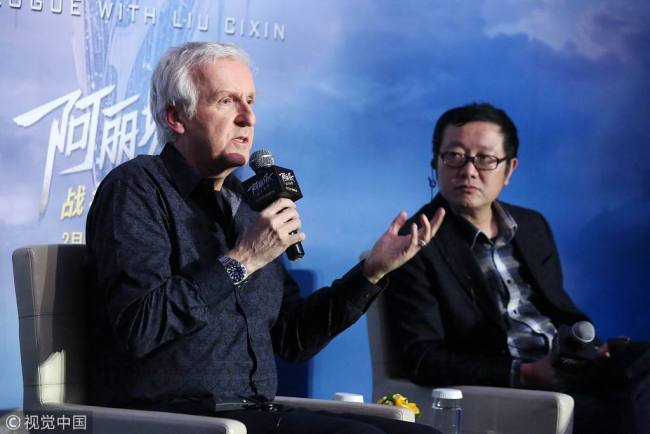 Director James Cameron(L) and sci-fi writer Liu Cixin(R) speaking at an event, "Dialogue with Liu Cixin," Beijing, on February 18, 2019. [Photo: VCG]