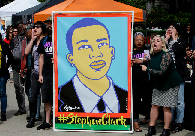 2 Sacramento cops who shot Stephon Clark won't face charges - China Plus