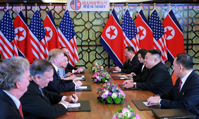 This picture from North Korea 's official Korean Central News Agency (KCNA) taken on February 28, 2019 and released on March 1, 2019 shows North Korea’s leader Kim Jong Un (2nd R) meeting with US President Donald Trump (3rd L) at the Sofitel Legend Metropole hotel in Hanoi. [Photo: AFP/KCNA]