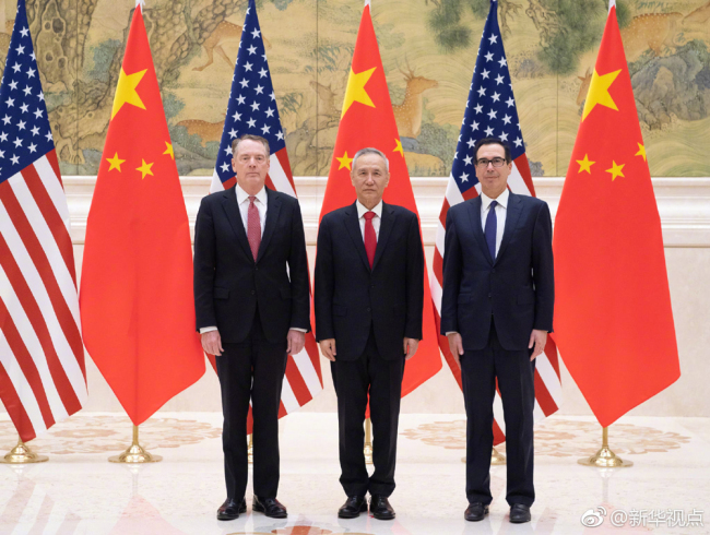 Chinese Vice Premier Liu He (center), also a member of the Political Bureau of the Communist Party of China Central Committee and chief of the Chinese side of the China-U.S. comprehensive economic dialogue, U.S. Trade Representative Robert Lighthizer (left), and Treasury Secretary Steven Mnuchin (right) participate in a new round of high-level economic and trade consultations in Beijing on Feb. 14, 2019. [File Photo: Xinhua]
