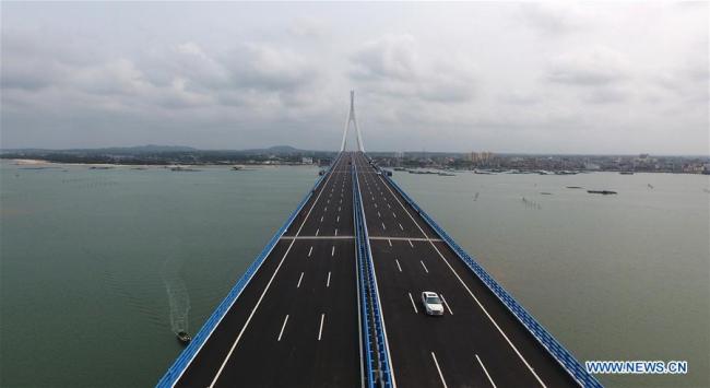 Aerial photo taken on March 18, 2019 shows the Haiwen Bridge, Hainan Province. The cross-sea bridge, which was built over seismic faults, officially started operation on Monday. [Photo: Xinhua/Guo Cheng]