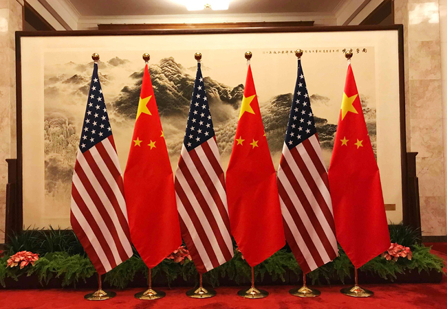 National flags of China and the U.S. [File photo: China Plus]