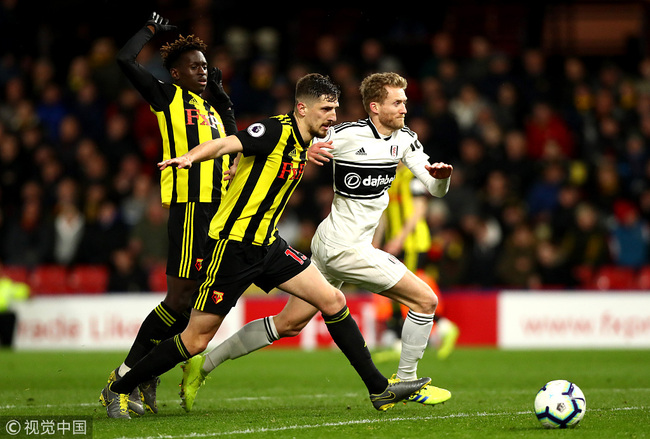 Craig Cathcart of Watford FC and Tim Ream of Fulham FC in action during a Premier League match between Watford FC and Fulham FC at Vicarage Road, April 2, 2019, London, England. [Photo: VCG]