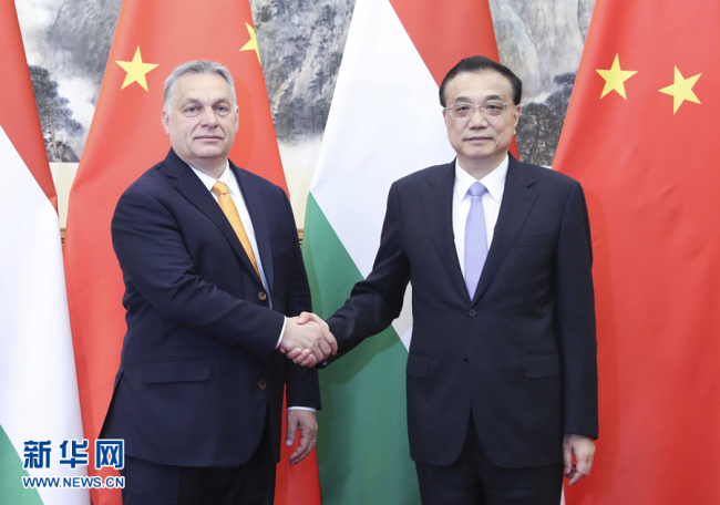 Chinese Premier Li Keqiang (R) meets with Hungarian Prime Minister Viktor Orban, who arrived in Beijing for the Second Belt and Road Forum for International Cooperation on Thursday, April 25, 2019. [Photo: Xinhua]
