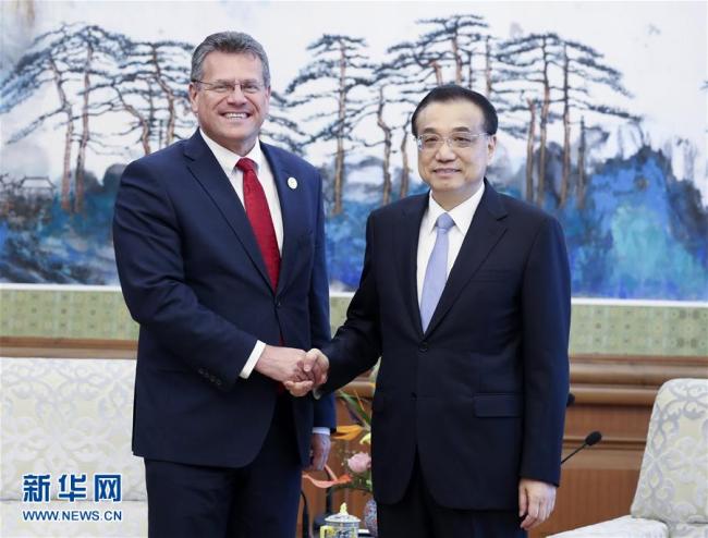 Chinese Premier Li Keqiang meets with European Commission Vice President Maros Sefcovic in Beijing on April 25, 2019. [Photo: Xinhua]