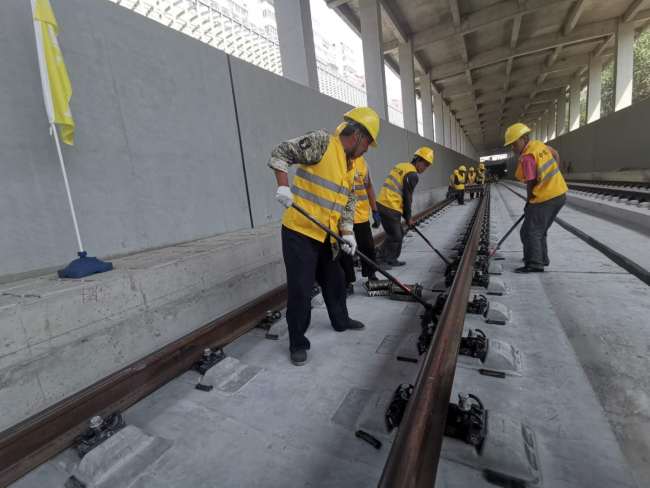 The entire track-laying construction for the Beijing-Zhangjiakou high-speed railway is completed on June 12, 2019. [Photo: China Plus]