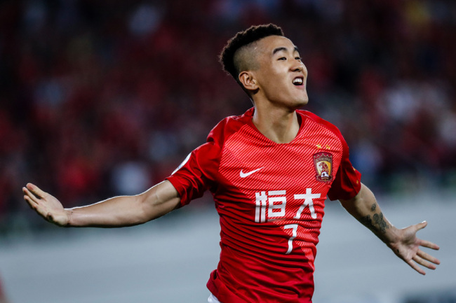 Guangzhou Evergrande midfielder Wei Shihao celebrates after scoring the opening goal in their AFC Champions League first leg game against Shandong Luneng in Guangzhou on Jun 18, 2019. [Photo: IC]