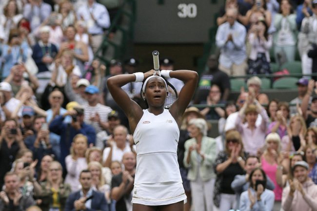 United States' Cori "Coco" Gauff reacts after beating United States's Venus Williams in a Women's singles match during day one of the Wimbledon Tennis Championships in London, Monday, July 1, 2019. [Photo: IC]