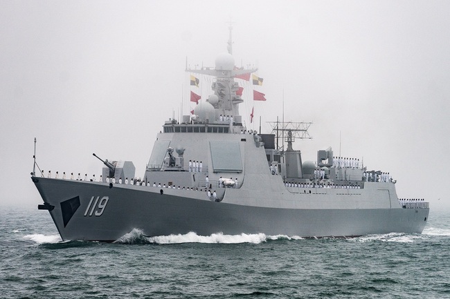 The Guiyang destroyer of the Project 052D takes part in a military parade marking the 70th anniversary of the founding of China's Navy, in the Yellow Sea. [File Photo: IC]