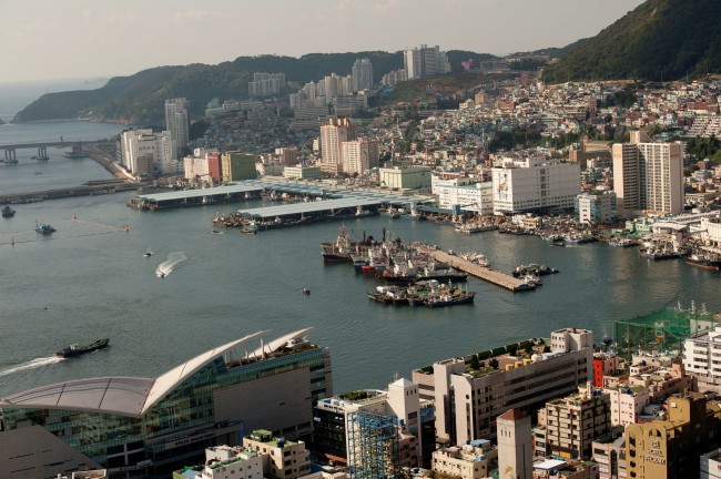 Busan Harbor, Busan, Yeongnam, South Korea. [File Photo: IC]