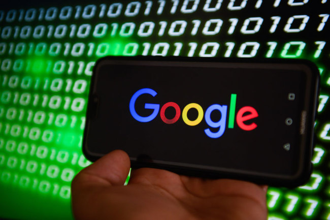 Google logo is seen on a mobile phone [File photo: Zuma/IC]