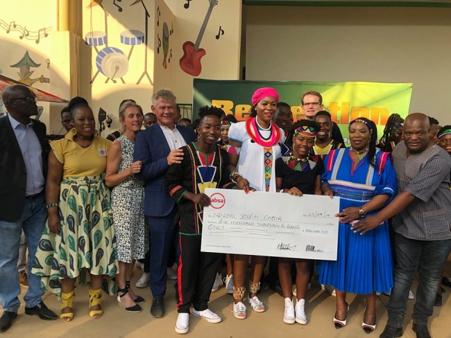 The Ndlovu Youth Choir got R1 million from Limpopo Sports, Arts and Culture Department at a special homecoming celebration. [Photo: twitter@ChoirAfrica]