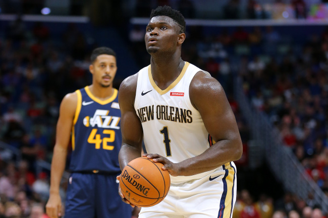 Zion Williamson #1 of the New Orleans Pelicans in action during a game against the Utah Jazz at the Smoothie King Center on October 11, 2019 in New Orleans, Louisiana. [Photo: Jonathan Bachman/Getty Images via VCG]