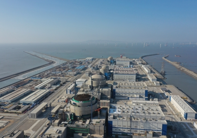 Do elektrárny Fujian Fuqing Nuclear Power Co. Ltd. je začleněn první čínský jaderný energetický blok, kdy jde o technologii Hualong jedna, ve Fuqing v jihovýchodní provincii Fuijan,30. ledna. [Photo/Xinhua]