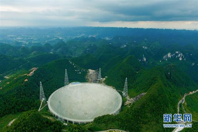 Radiotelescopio FAST de China identifica 11 púlsares