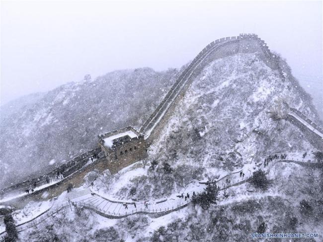Fuertes nevadas caen en partes de norte de China