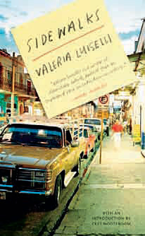 Sidewalks, la edición en inglés de su libro Papeles falsos.