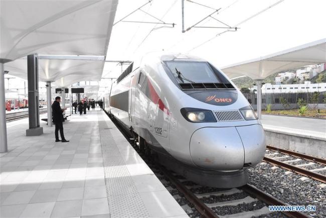 Le Maroc inaugure le premier train à grande vitesse d'Afrique
