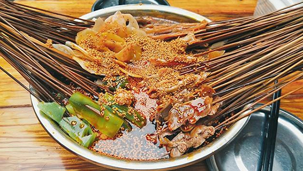 La gastronomie de Leshan et la cuisine typiquement sichuanaise