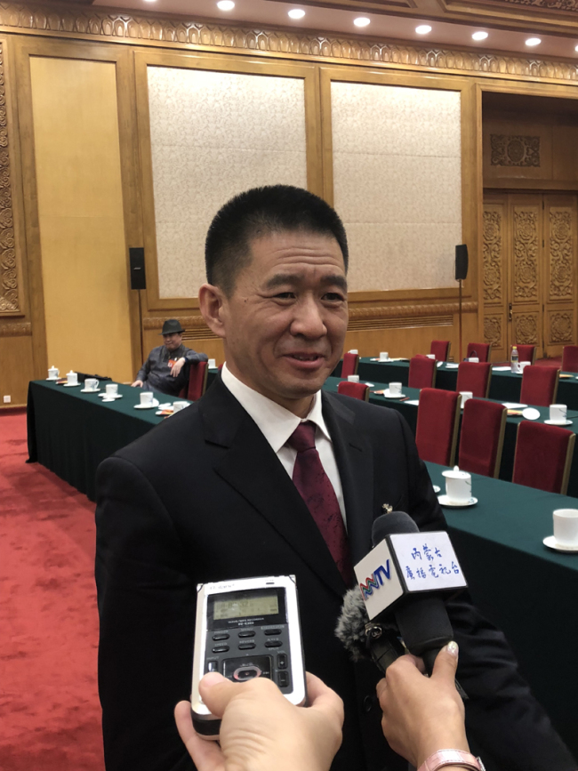 Le député Yu Lixin