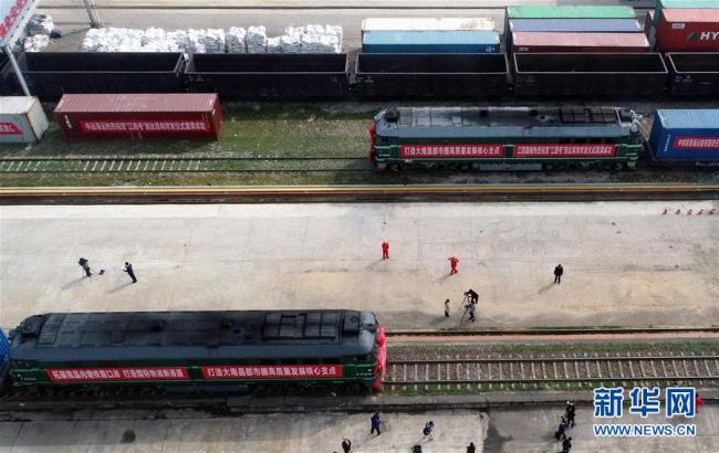Jiangxi : lancement d'une ligne de fret ferroviaire Chine-Europe
