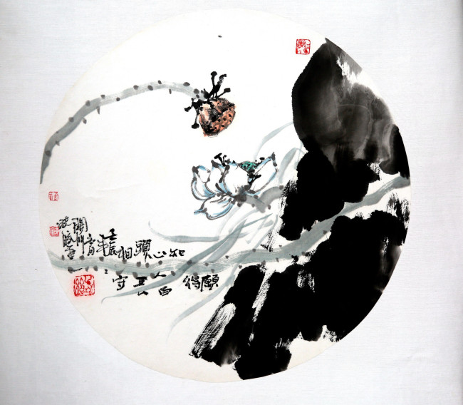 Une œuvre de la peinture sur l’éventail réalisée par Hu Xiaoxuan