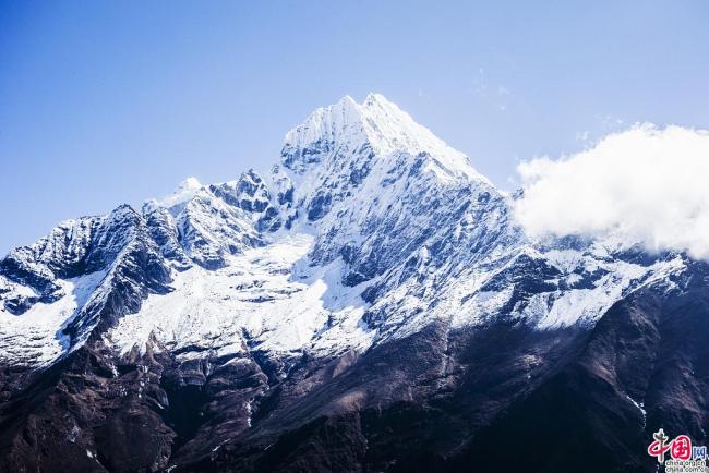 Le mont Everest, le plus haut sommet du monde