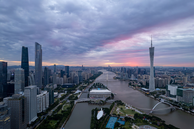 Photo montrant une vue de Guangzhou, capitale de la province du Guangdong (sud de la Chine).